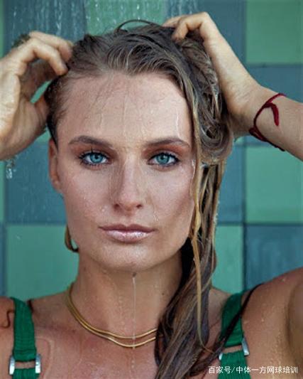 和比赛中都 和比赛中都