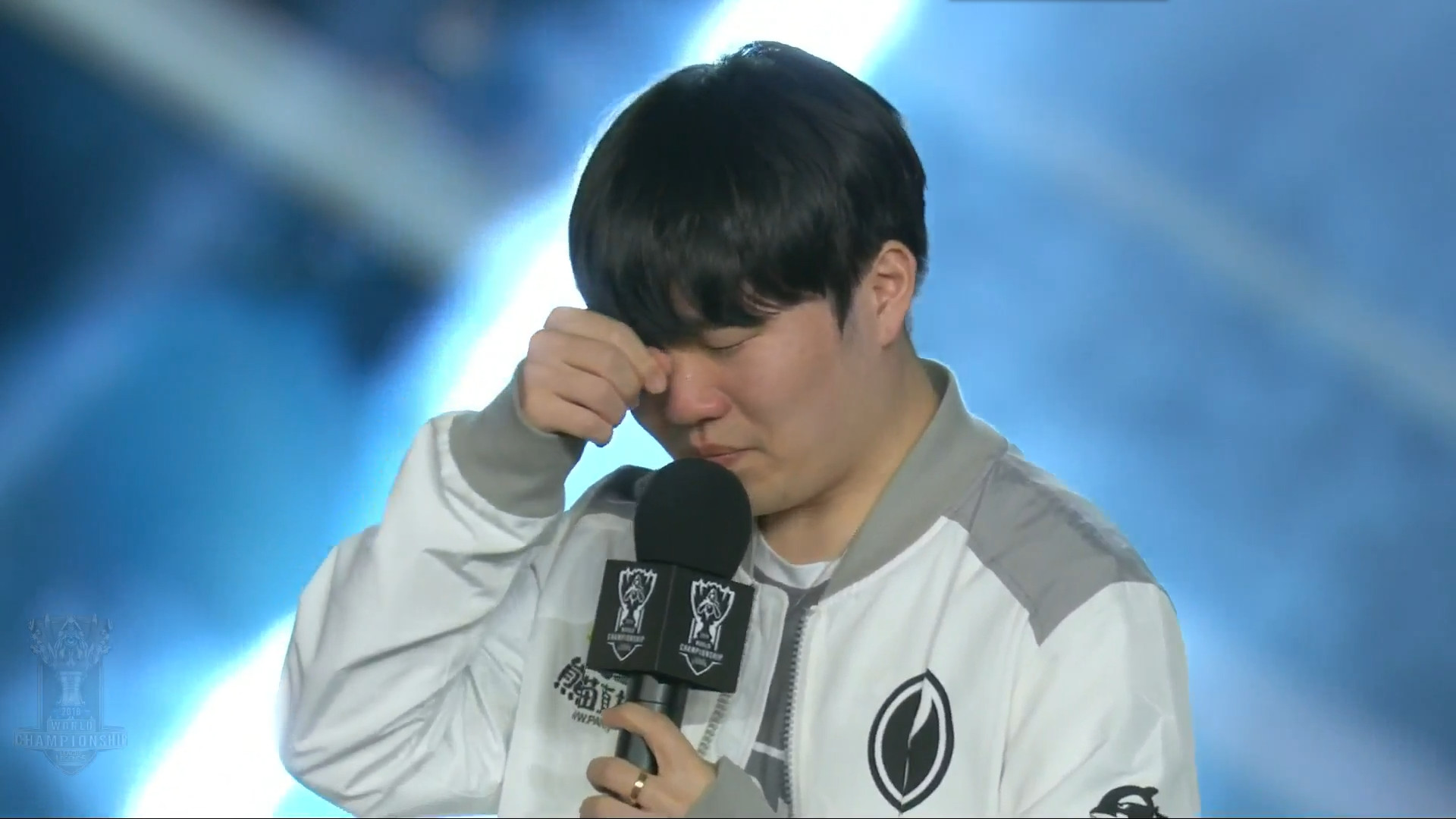 必要时调整 必要时调整