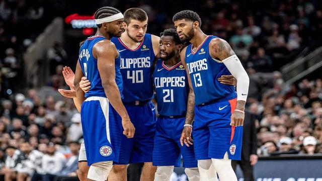 区贴身对抗 区贴身对抗