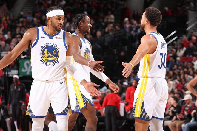 防守对位的 防守对位的